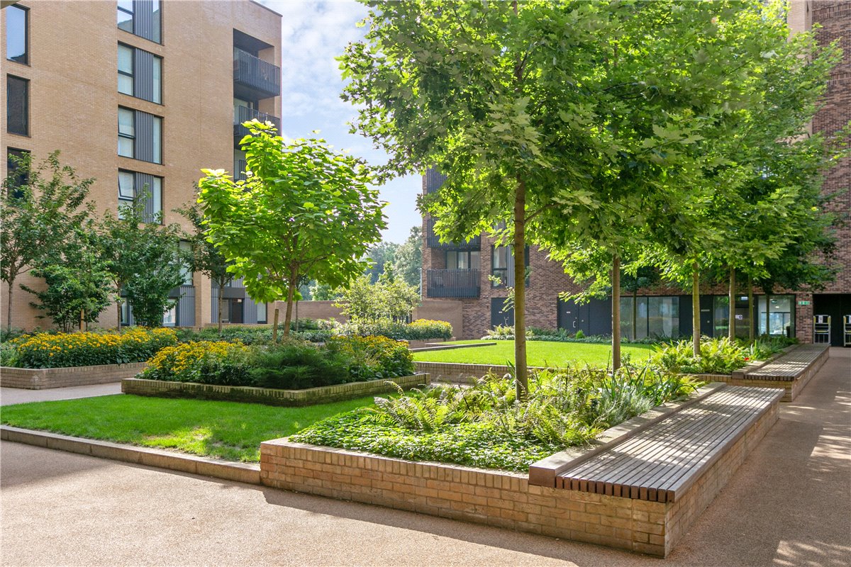 1 bedroom Flat, Greyhound Parade, Wimbledon Grounds, London, SW17 - , Image 8