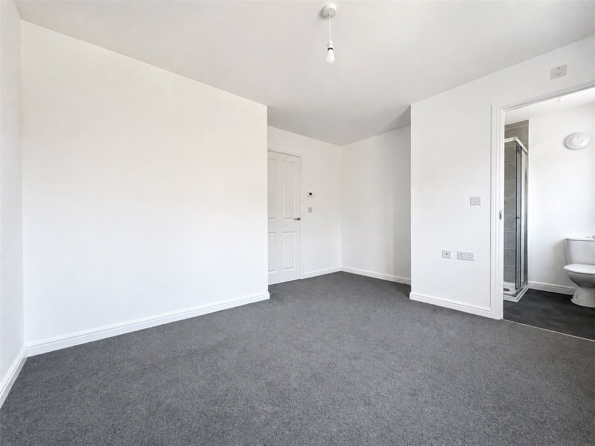 3 bedroom House, Stonyfield Road, Whiteley, PO15 - , Image 6