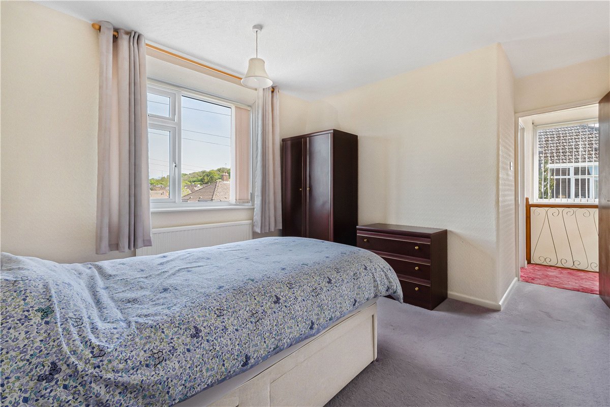 3 bedroom House, Five Stiles Road, Marlborough, SN8 - Sold, Image 7