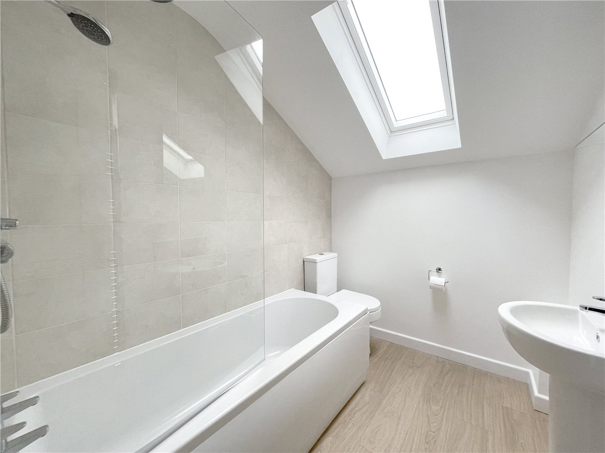2 bedroom House, North Street, Cambridge, CB4 - , Image 7