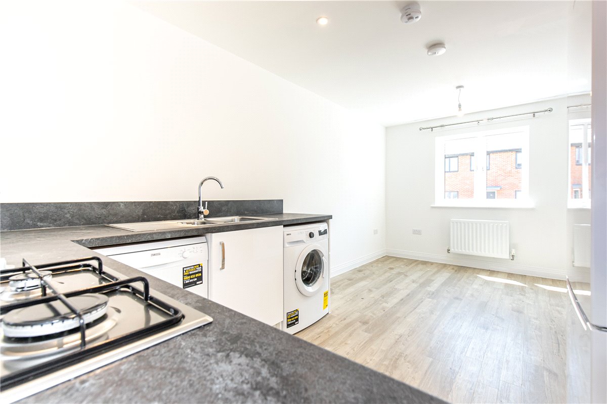 3 bedroom House, Rye Crescent, Curbridge, OX29 - Let Agreed, Image 1