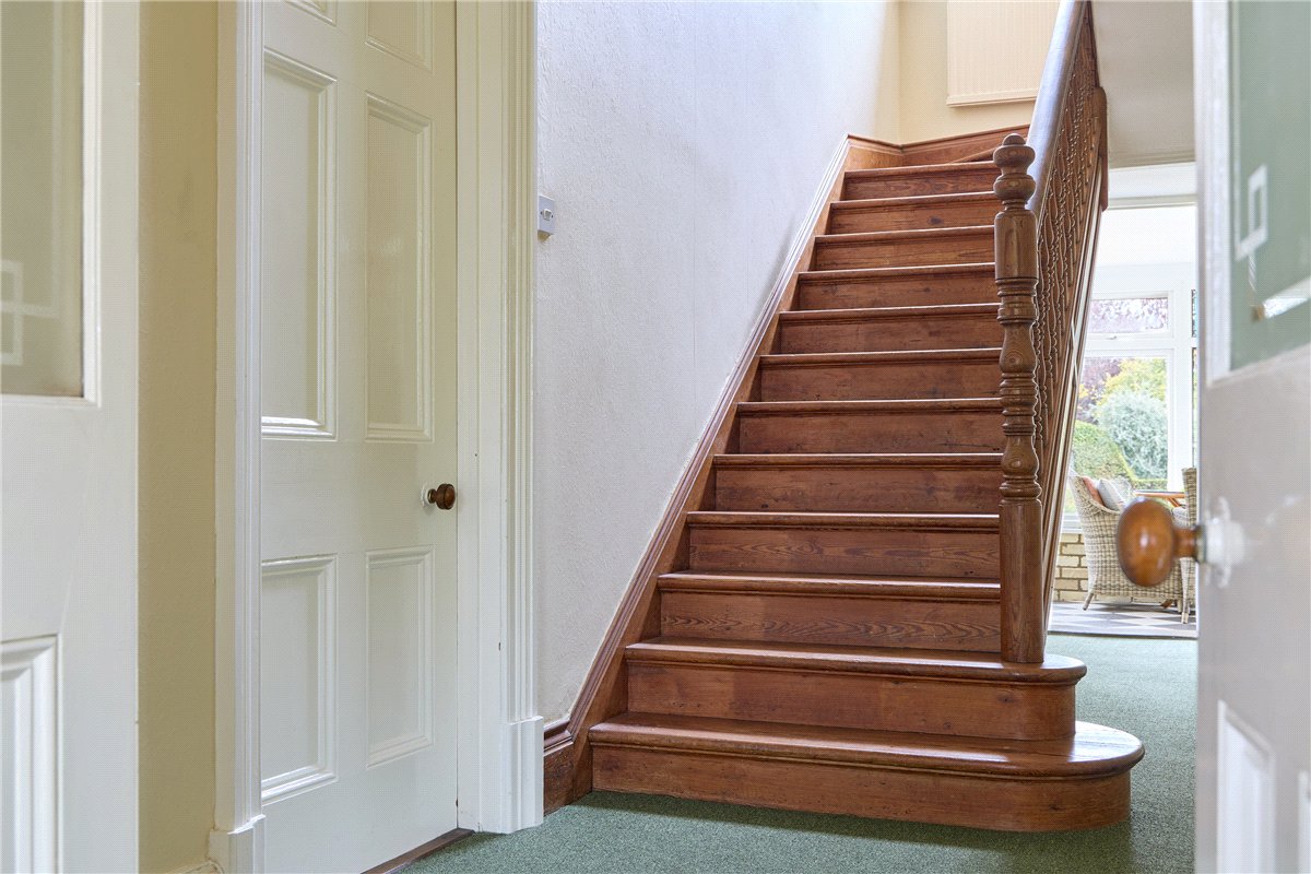 6 bedroom House, Station Road, Longstanton, CB24 - Available, Image 1