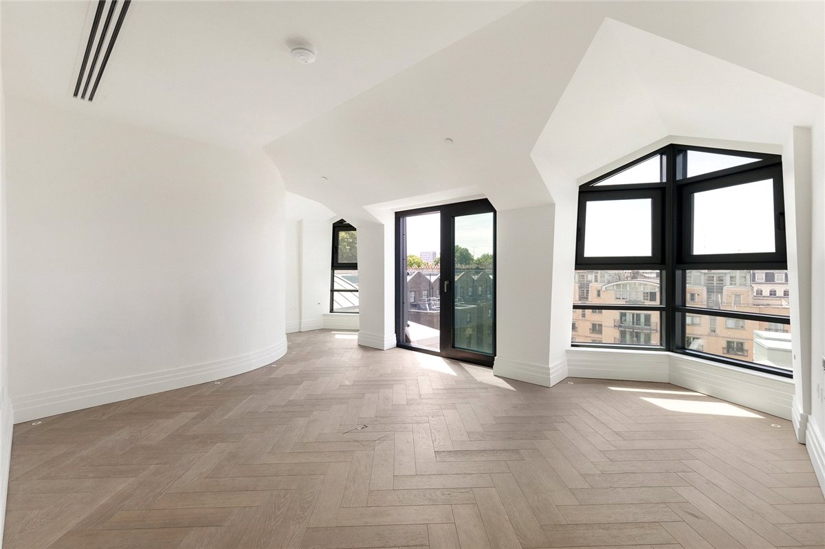 3 bedroom Flat, Kensington Gardens Square, Bayswater, W2 - Available, Image 18