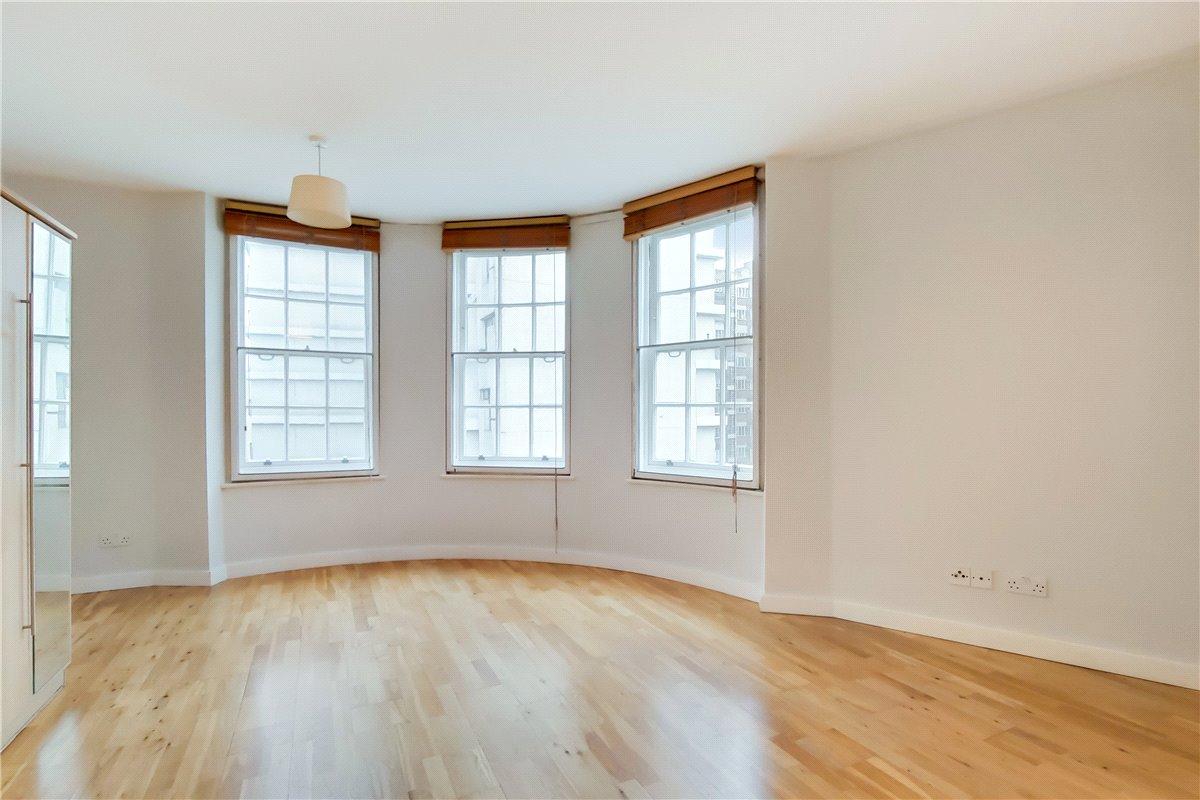 3 bedroom Flat, George Street, Marylebone, W1H - Available, Image 3