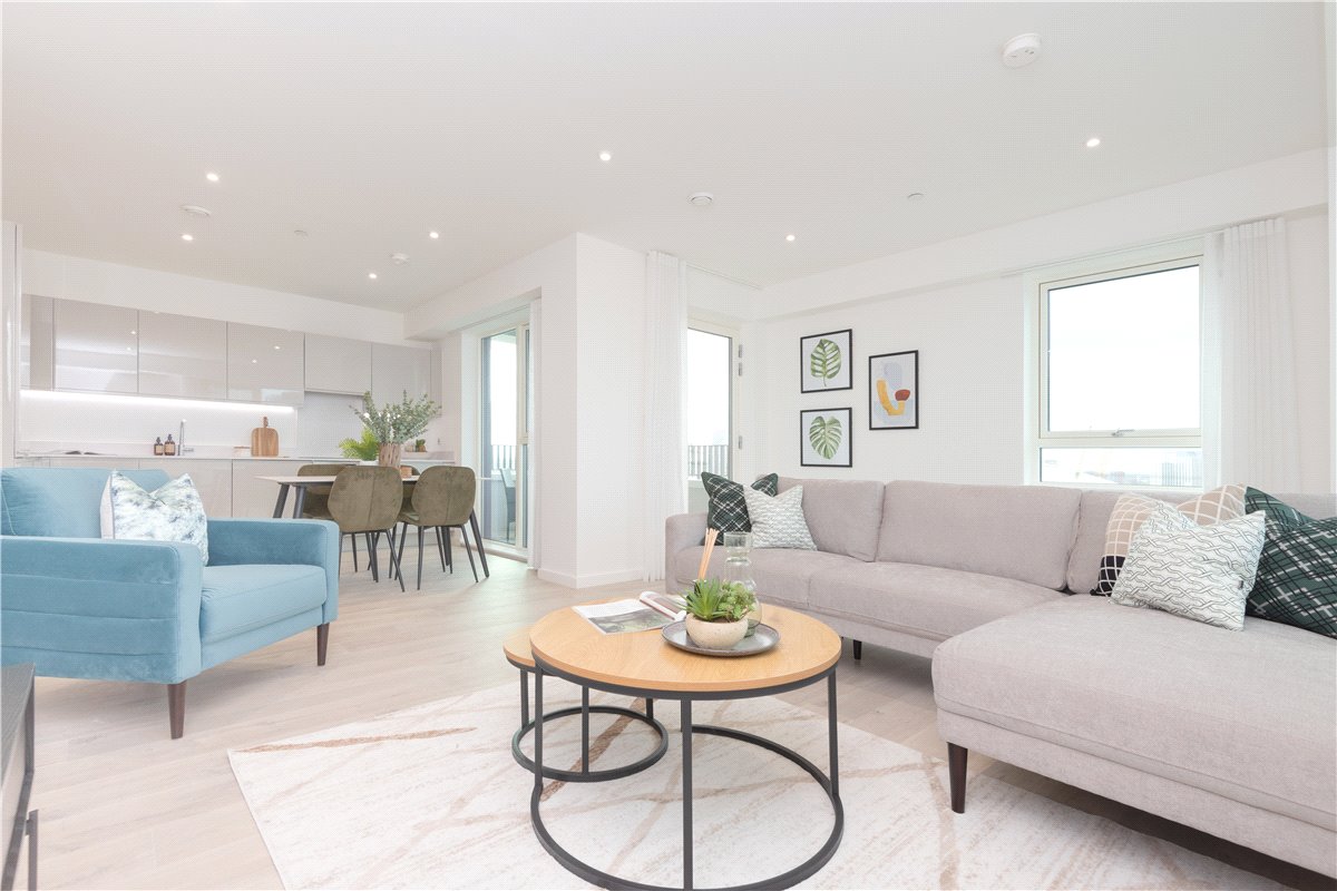 3 bedroom Flat, Heartwell Avenue, London, E16 - Let Agreed, Image 6