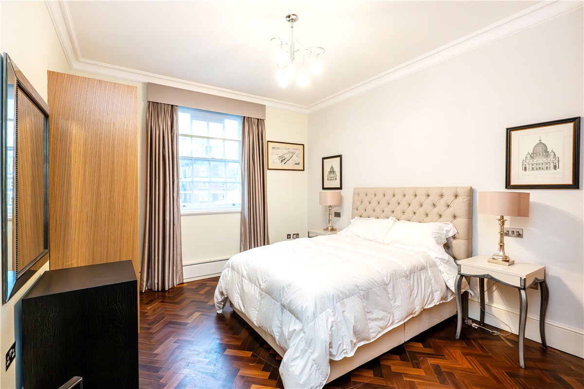 2 bedroom Flat, Grosvenor Square, Mayfair, W1K - Available, Image 5
