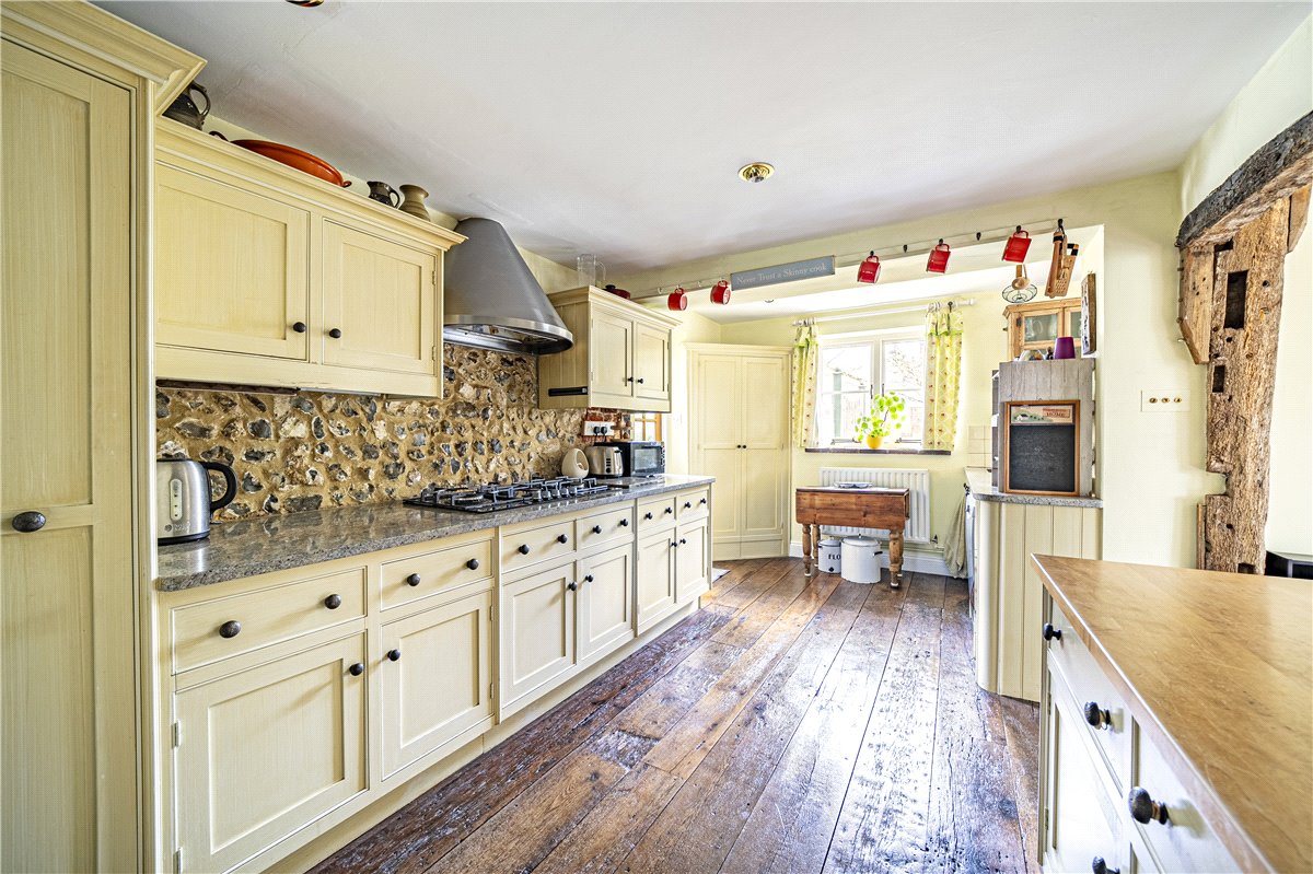 5 bedroom House, Kings Somborne, Stockbridge, SO20 - Sold, Image 11