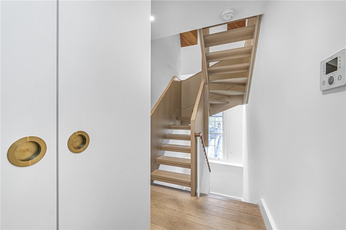 3 bedroom Maisonette, Marylebone High Street, Marylebone, W1U - Available, Image 15