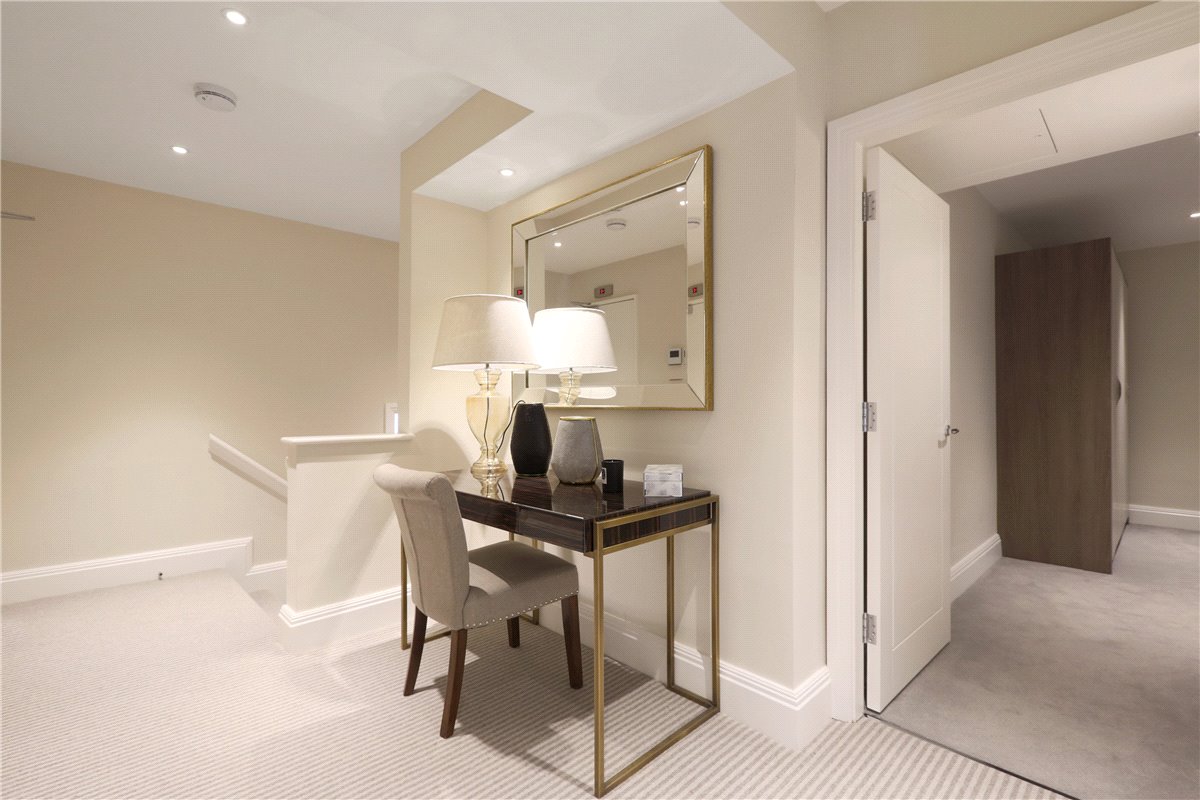 2 bedroom Flat, Bell Yard, Strand, WC2A - Available, Image 5