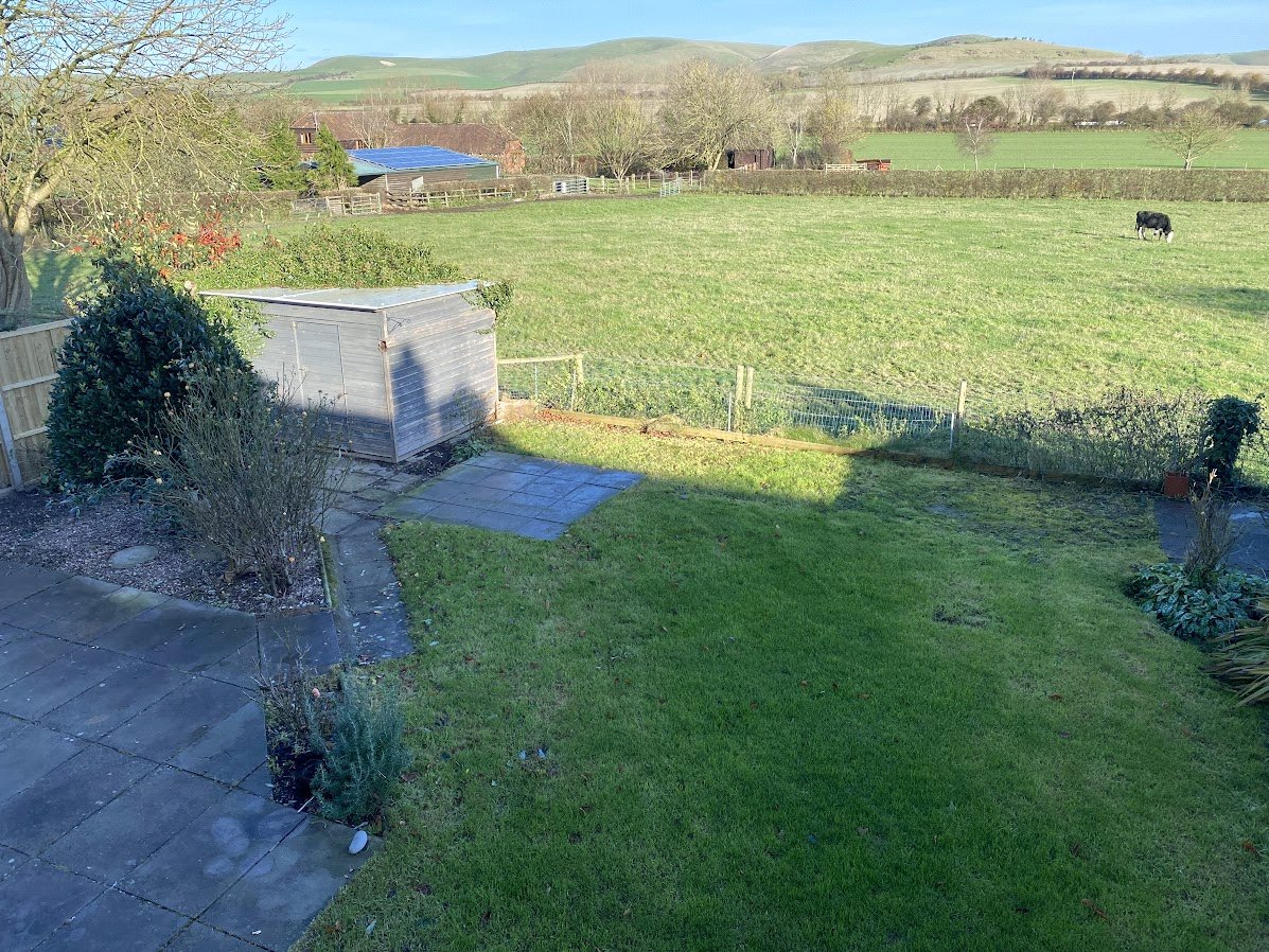 4 bedroom House, Matthews Close, All Cannings, SN10 - Available, Image 7