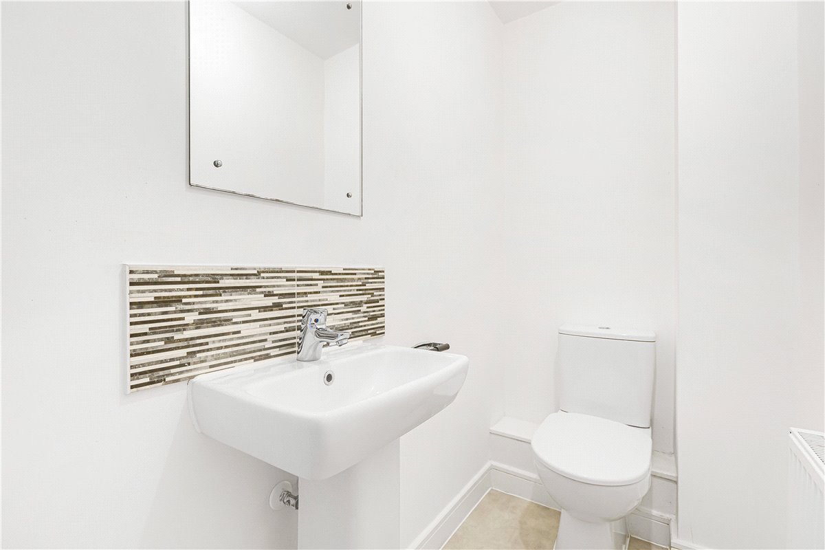 3 bedroom House, Diamond Drive, Didcot, OX11 - , Image 13