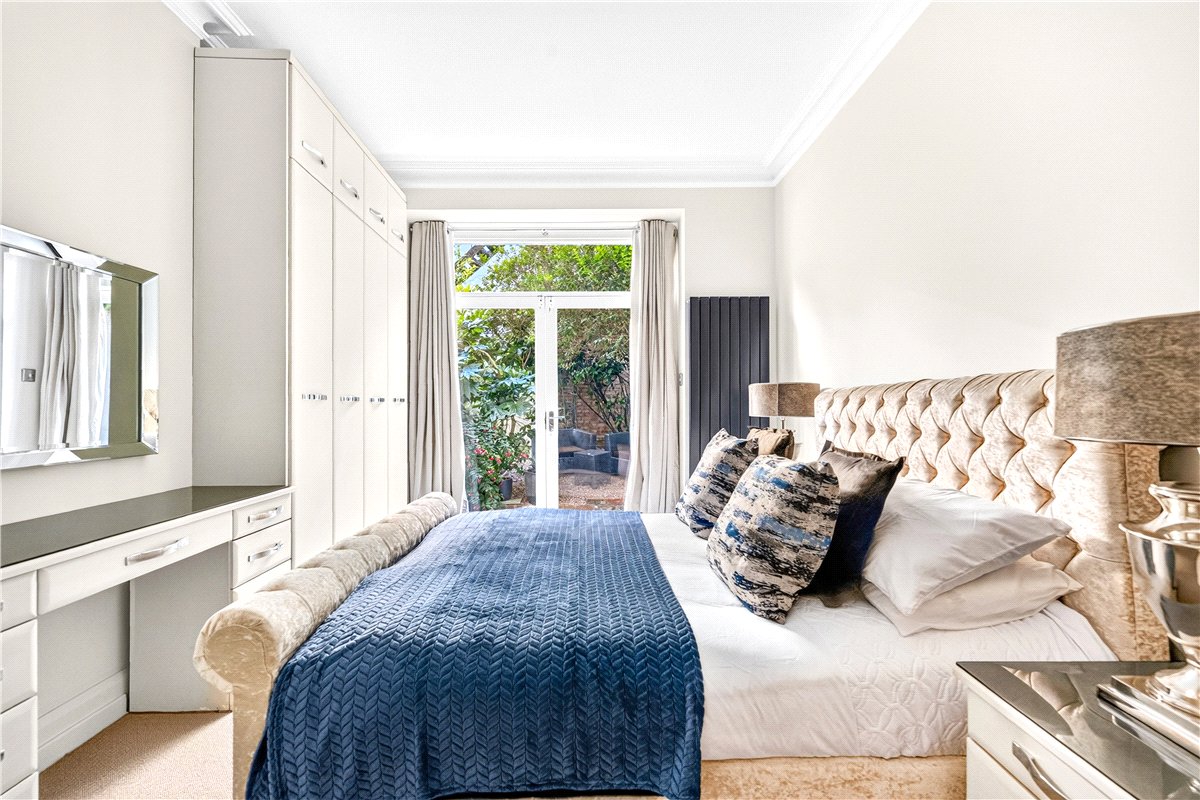2 bedroom Flat, Basil Street, Knightsbridge, SW3 - Available, Image 9