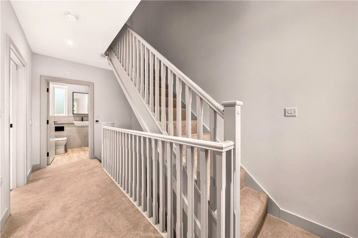 4 bedroom House, Ballast Road, Erith, DA8 - Available, Image 9