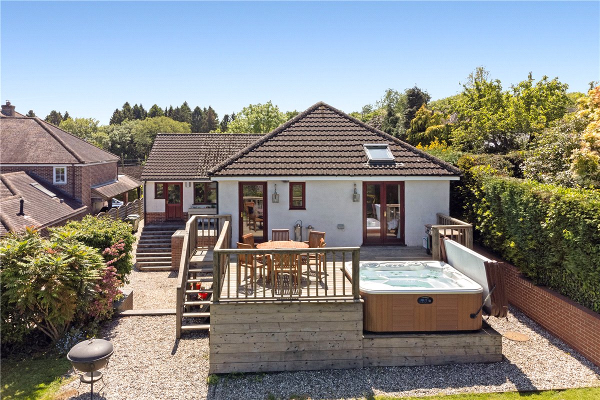 4 bedroom Bungalow, Bucklebury Alley, Cold Ash, RG18 - Sold STC, Image 6