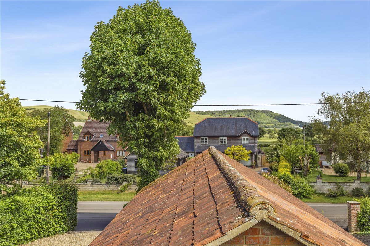 5 bedroom House, Netherstreet, Bromham, SN15 - Available, Image 22