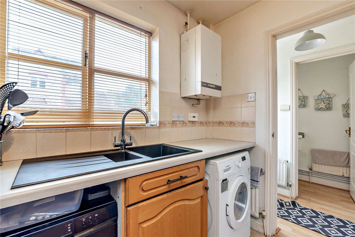 3 bedroom House, Meadowsweet Close, Thatcham, RG18 - Sold STC, Image 8