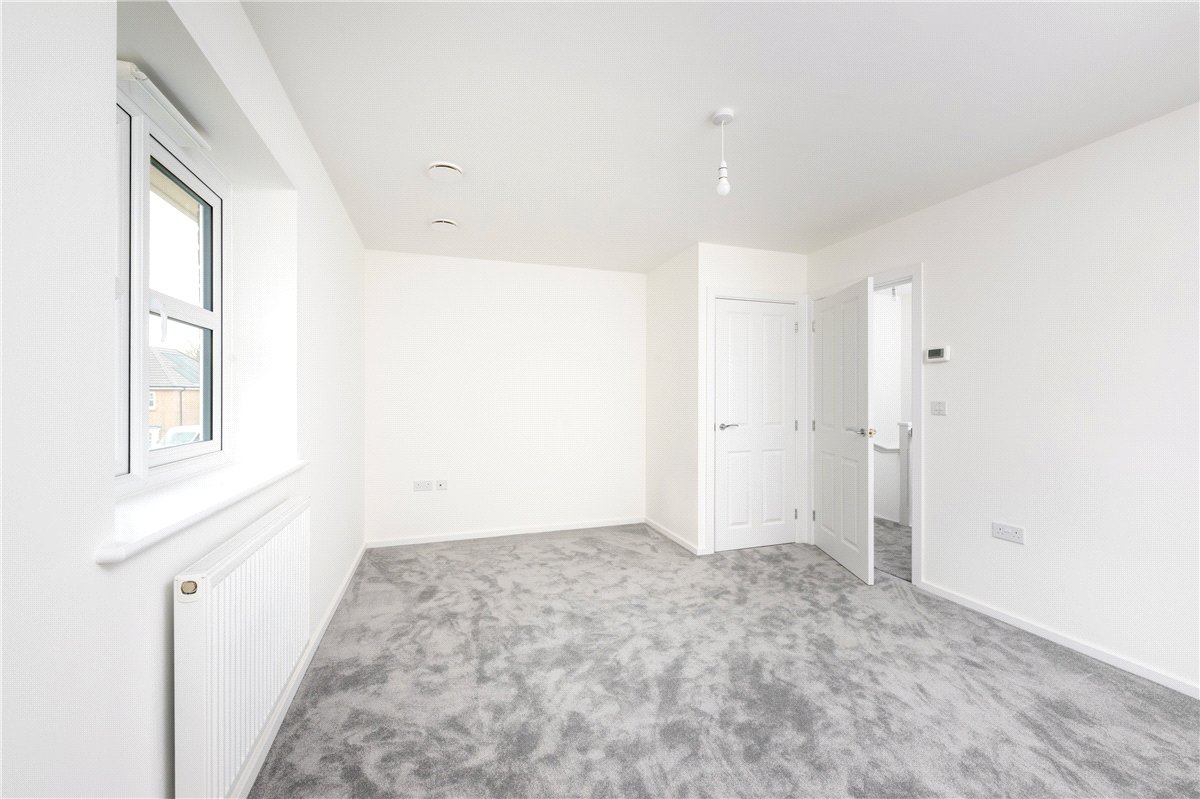 1 bedroom House, Princess Gardens, Bishops Green, RG20 - Available, Image 7