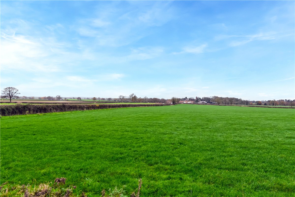 3 bedroom House, Askham Richard, York, YO23 - Sold, Image 17