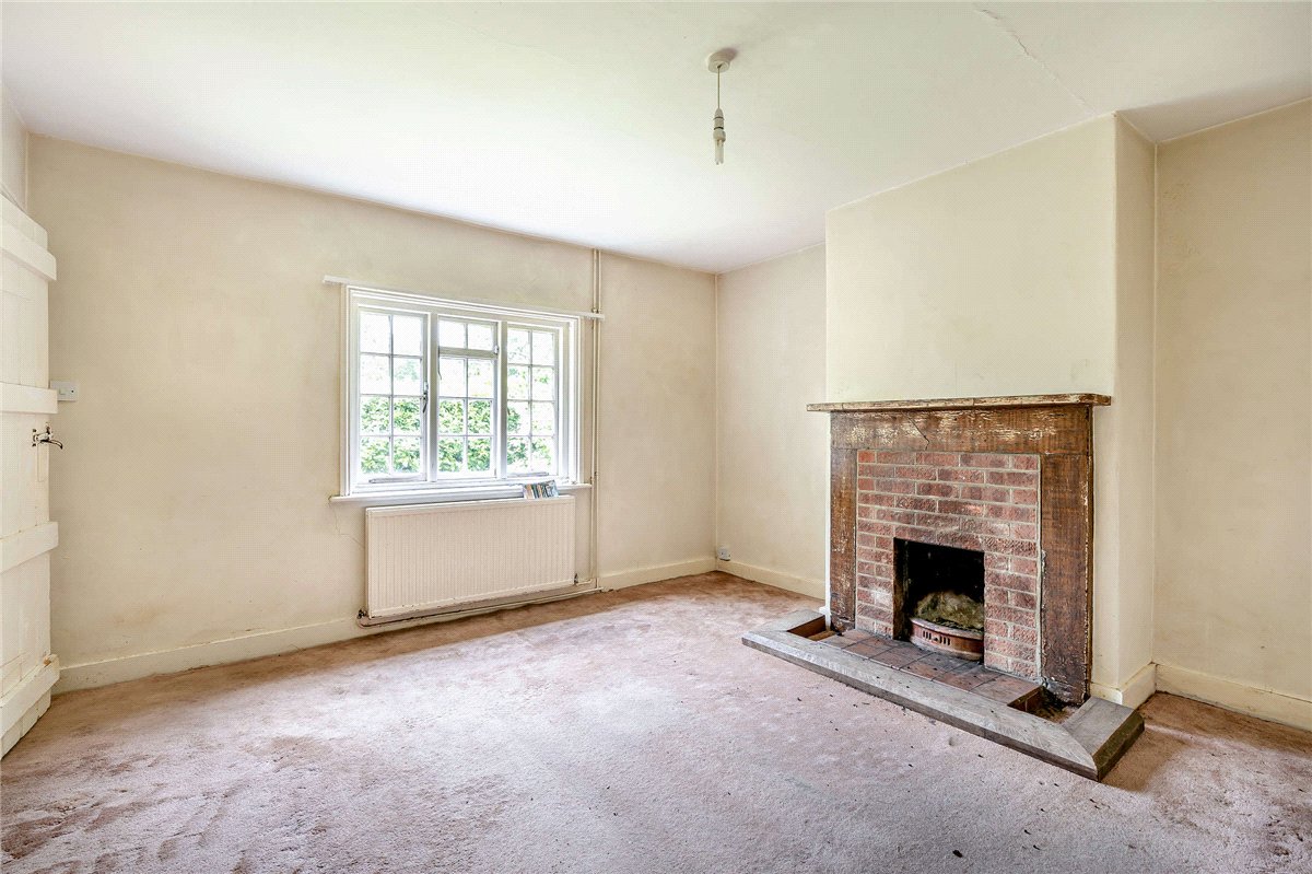 3 bedroom House, Soke Road, Silchester, RG7 - Available, Image 5