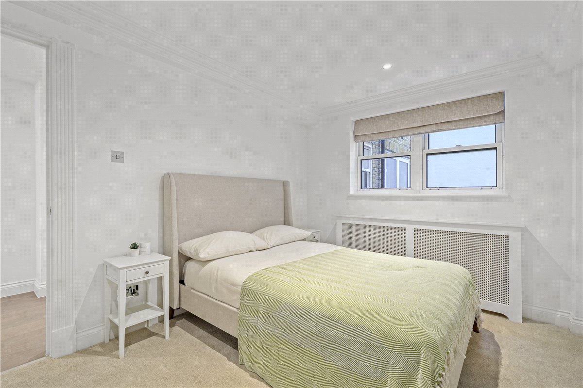 2 bedroom Flat, Manson Place, South Kensington, SW7 - , Image 6