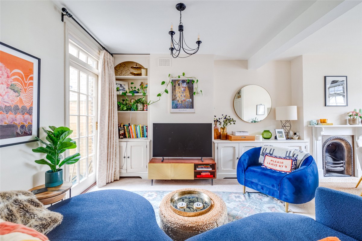 2 bedroom Cottage, Thorne Street, London, SW13 - 