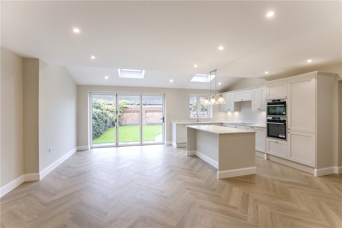 4 bedroom House, Moorland Road, York, YO10 - Available, Image 11