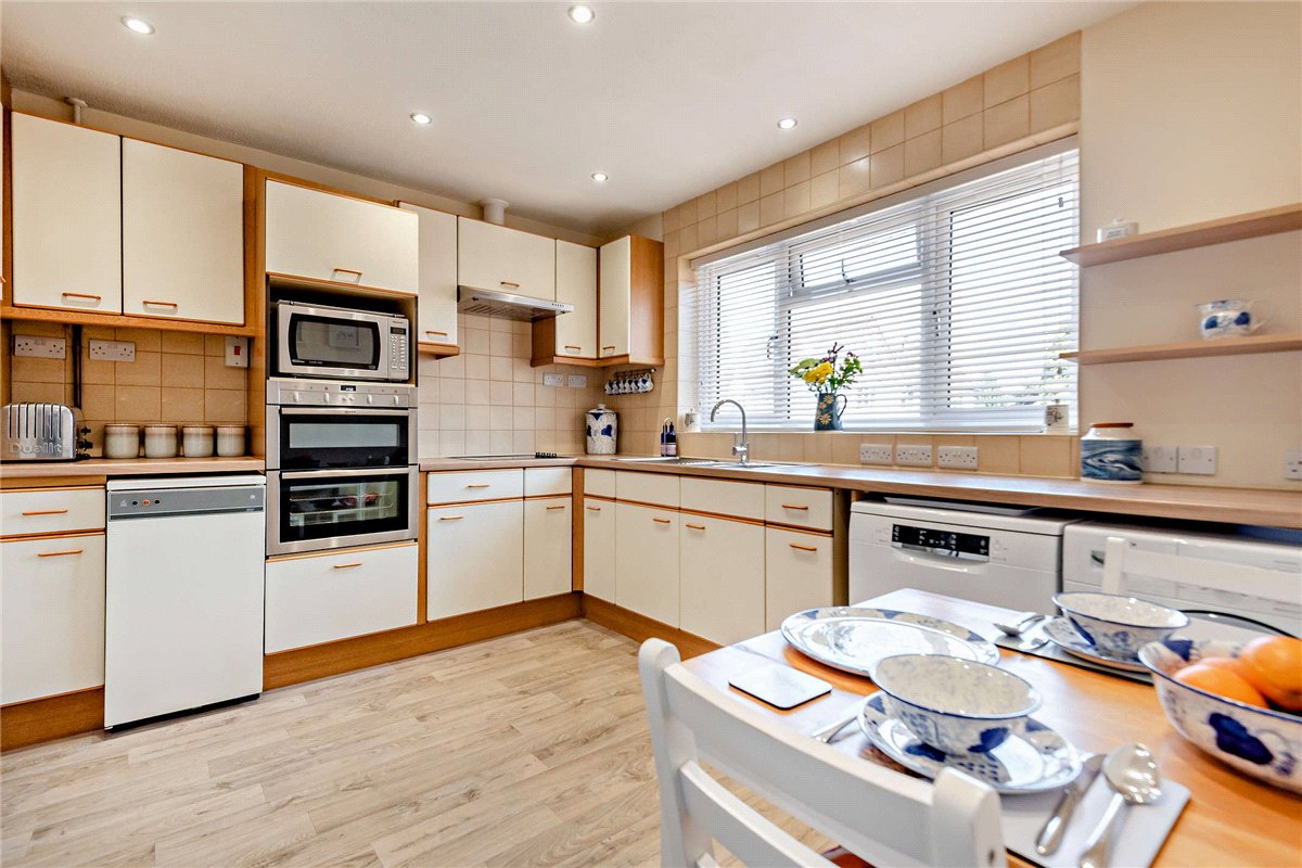 6 bedroom House, Hampstead Norreys Road, Hermitage, RG18 - Sold STC, Image 16