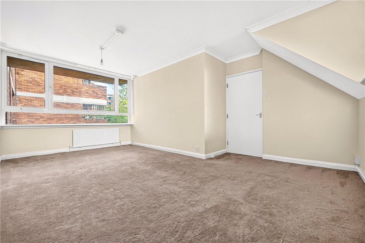3 bedroom Maisonette, Tachbrook Street, Pimlico, SW1V - Available, Image 1
