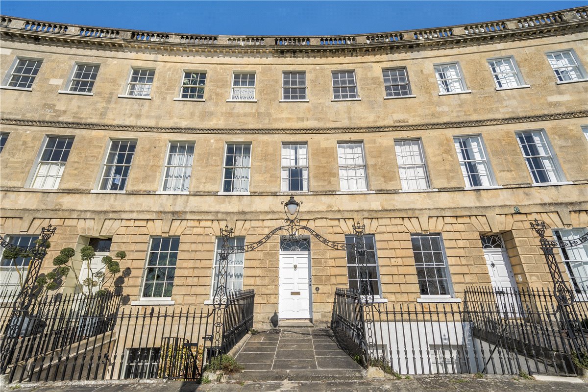 1 bedroom Flat, Lansdown Crescent, Bath, BA1 - Sold
