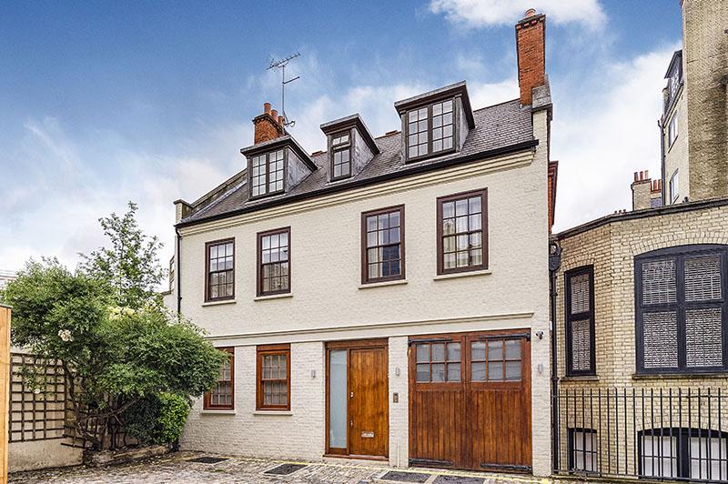 5 bedroom House, Devonshire Mews North, London, W1G - Sold