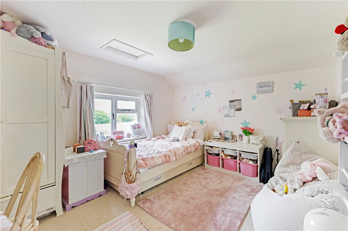 4 bedroom House, Knowle, Pewsey, SN9 - Sold STC, Image 13