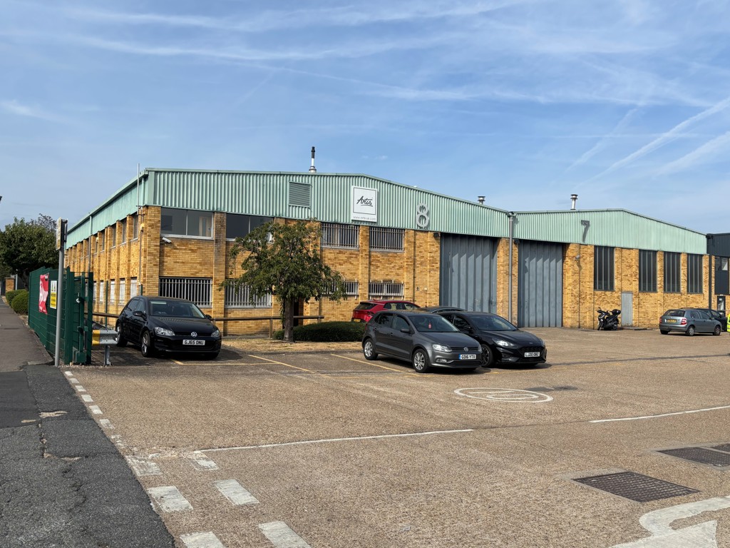 14500 Sq Ft, Davis Road, Chessington, KT9 - Available