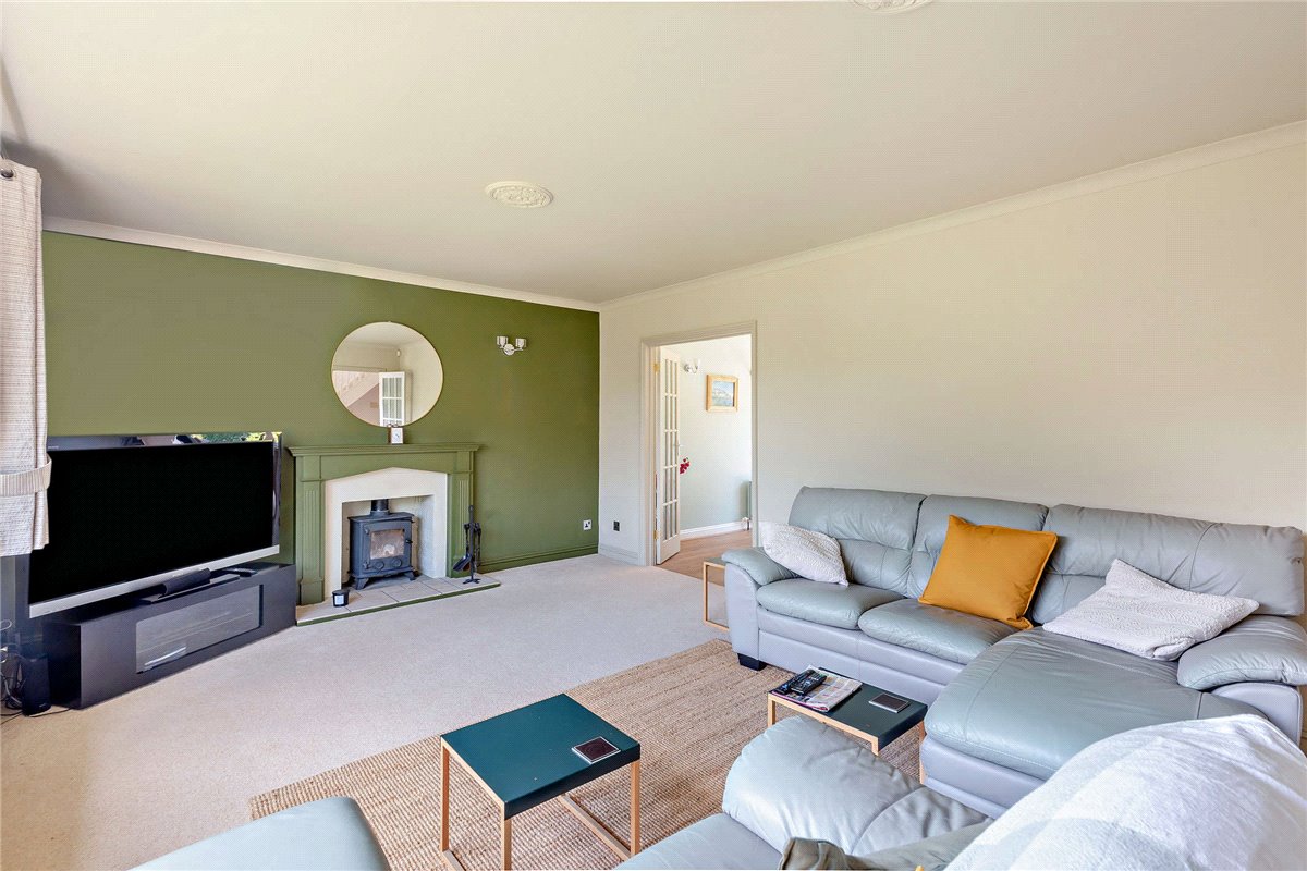 4 bedroom House, Freshfields Lane, Chieveley, RG20 - Available, Image 3