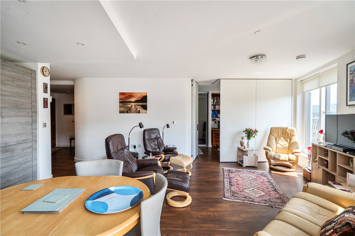 2 bedroom Flat, Victoria Bridge Road, Bath, BA2 - Available, Image 3