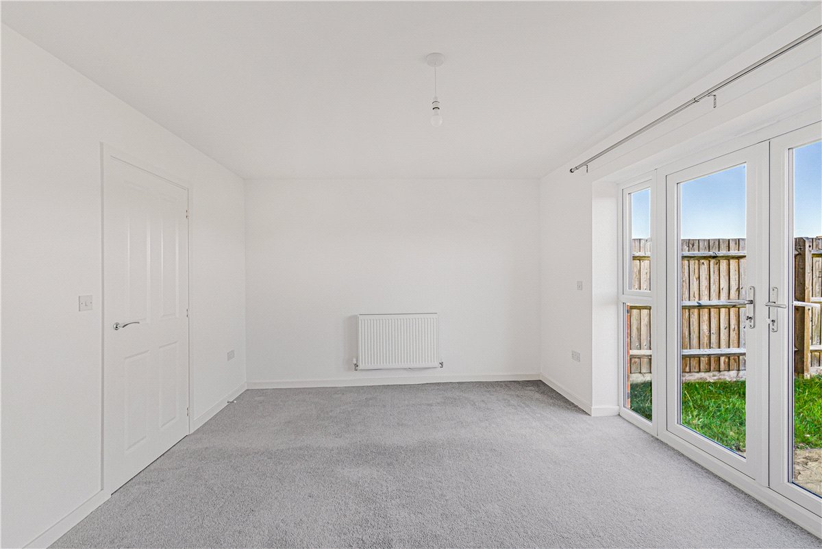 3 bedroom House, Sparrowhawk Crescent, Wootton, NN4 - Available, Image 4