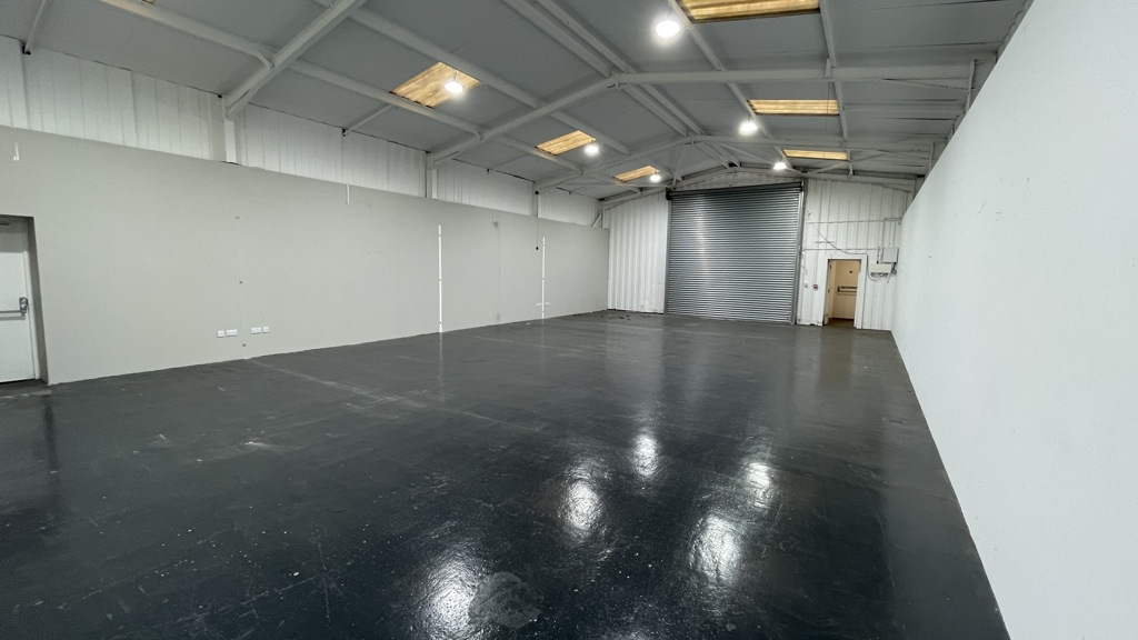 12218 Sq Ft, Unit 3 Carterton Industrial Estate, Carterton, OX18 - Under Offer, Image 1