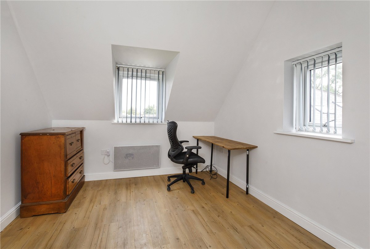 2 bedroom House, Devonshire Mews, Harrogate, HG1 - Available, Image 3