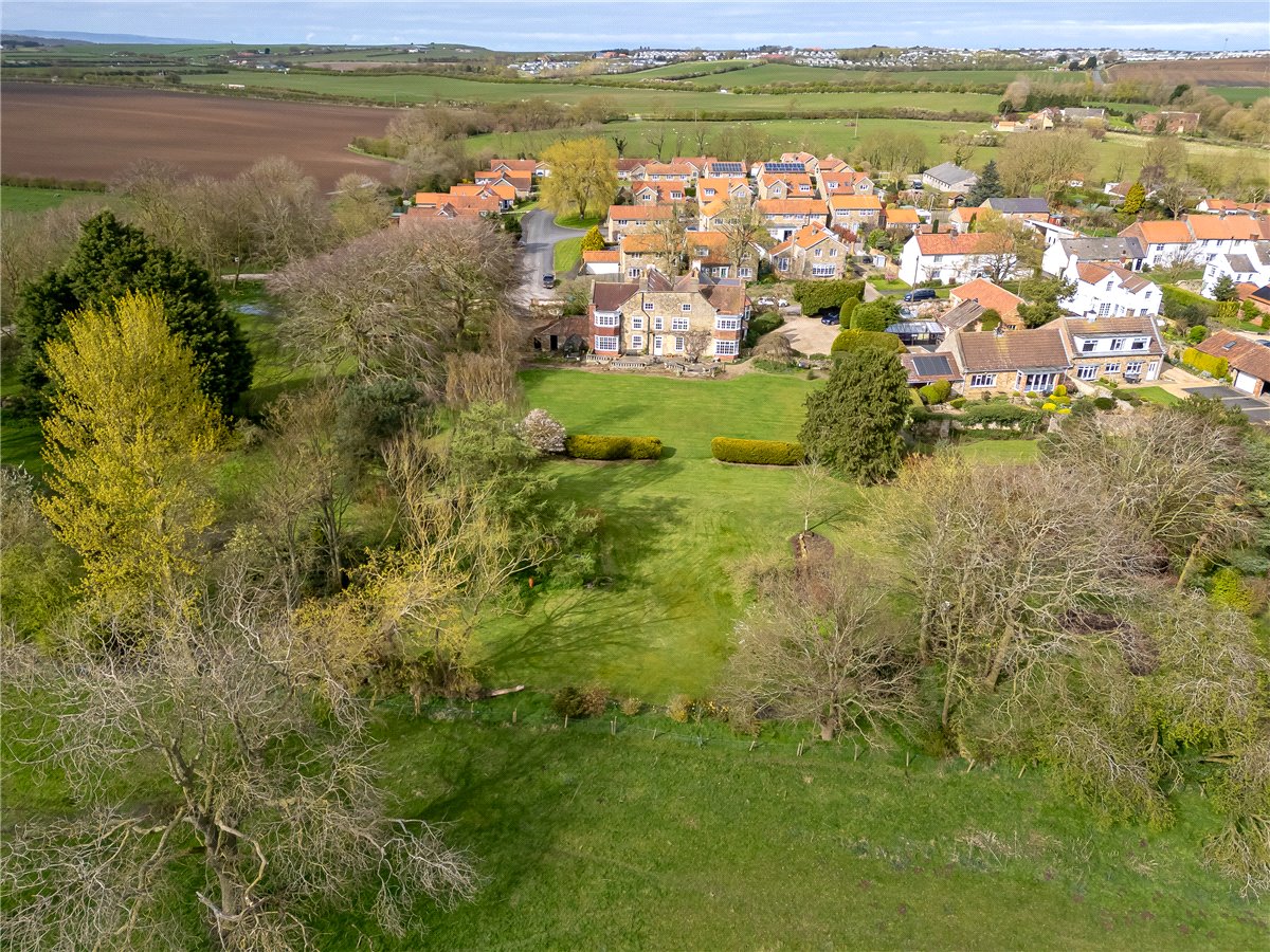 7 bedroom House, Main Street, Gristhorpe, YO14 - Sold, Image 5