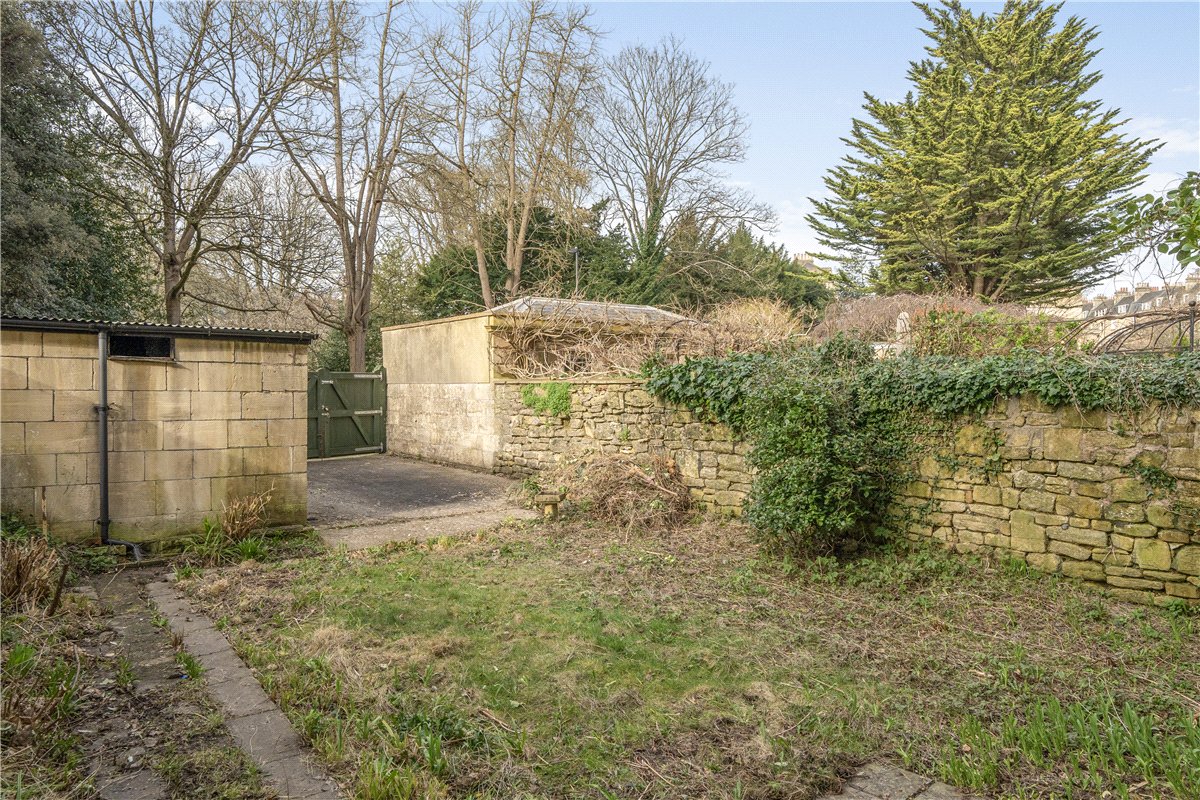 3 bedroom Flat, Great Pulteney Street, Bath, BA2 - Available, Image 8