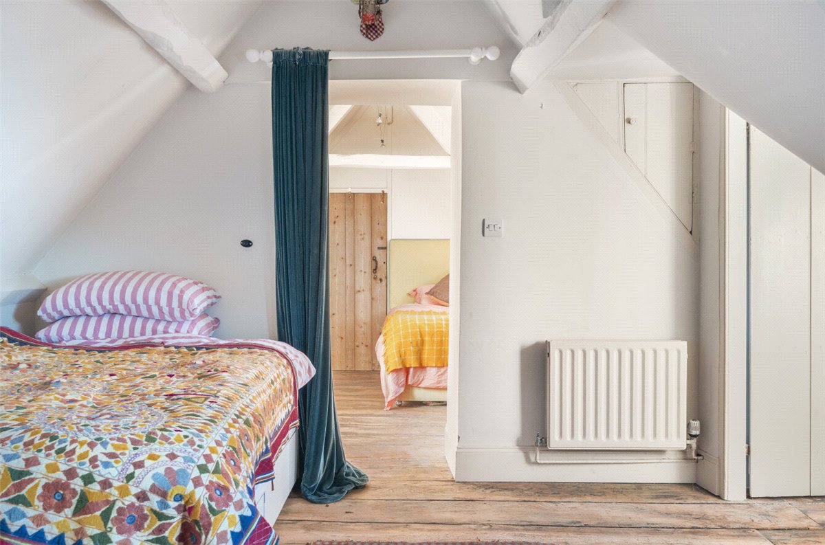 8 bedroom House, Castlefields, Calne, SN11 - Available, Image 8