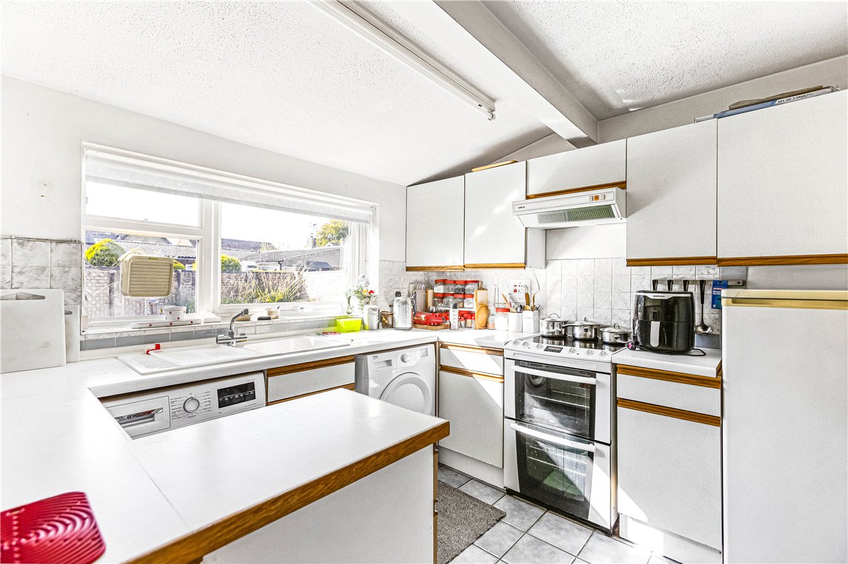 3 bedroom Bungalow, Foxton Close, Oxford, OX2 - Sold, Image 7