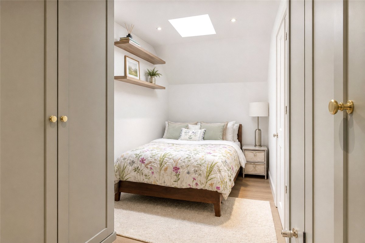 3 bedroom Flat, Inglethorpe Street, London, SW6 - Available, Image 15