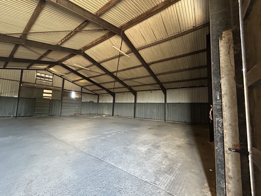 3540.5 Sq Ft, Lilley Bottom, Luton, LU2 - Available, Image 9