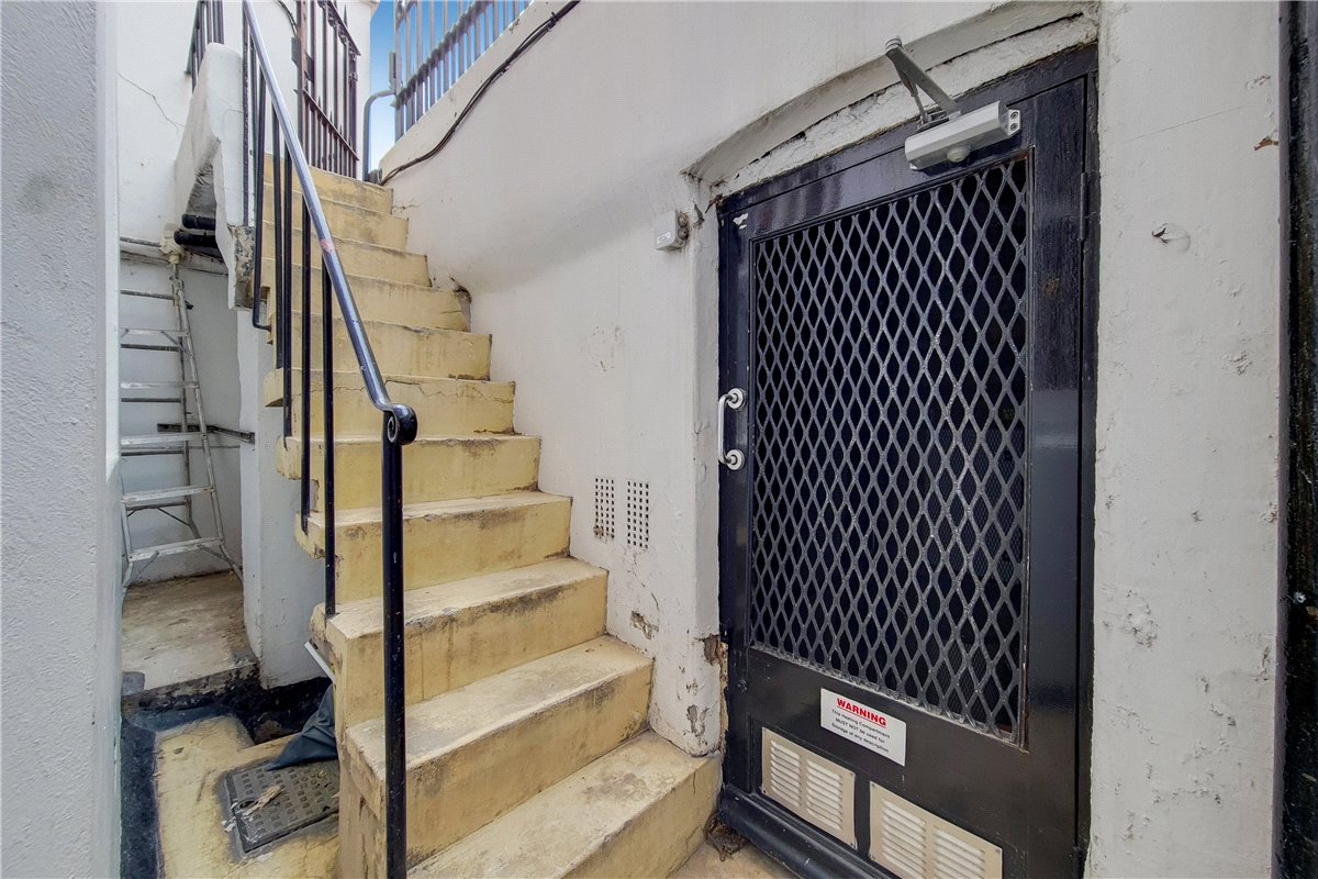 0 bedroom Flat, Egerton Gardens, Knightsbridge, SW3 - Available, Image 9