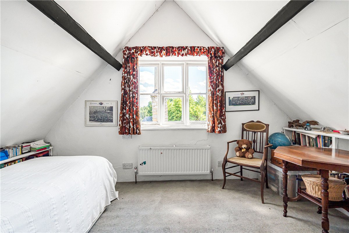 5 bedroom Cottage, High Street, Bampton, OX18 - Available, Image 15