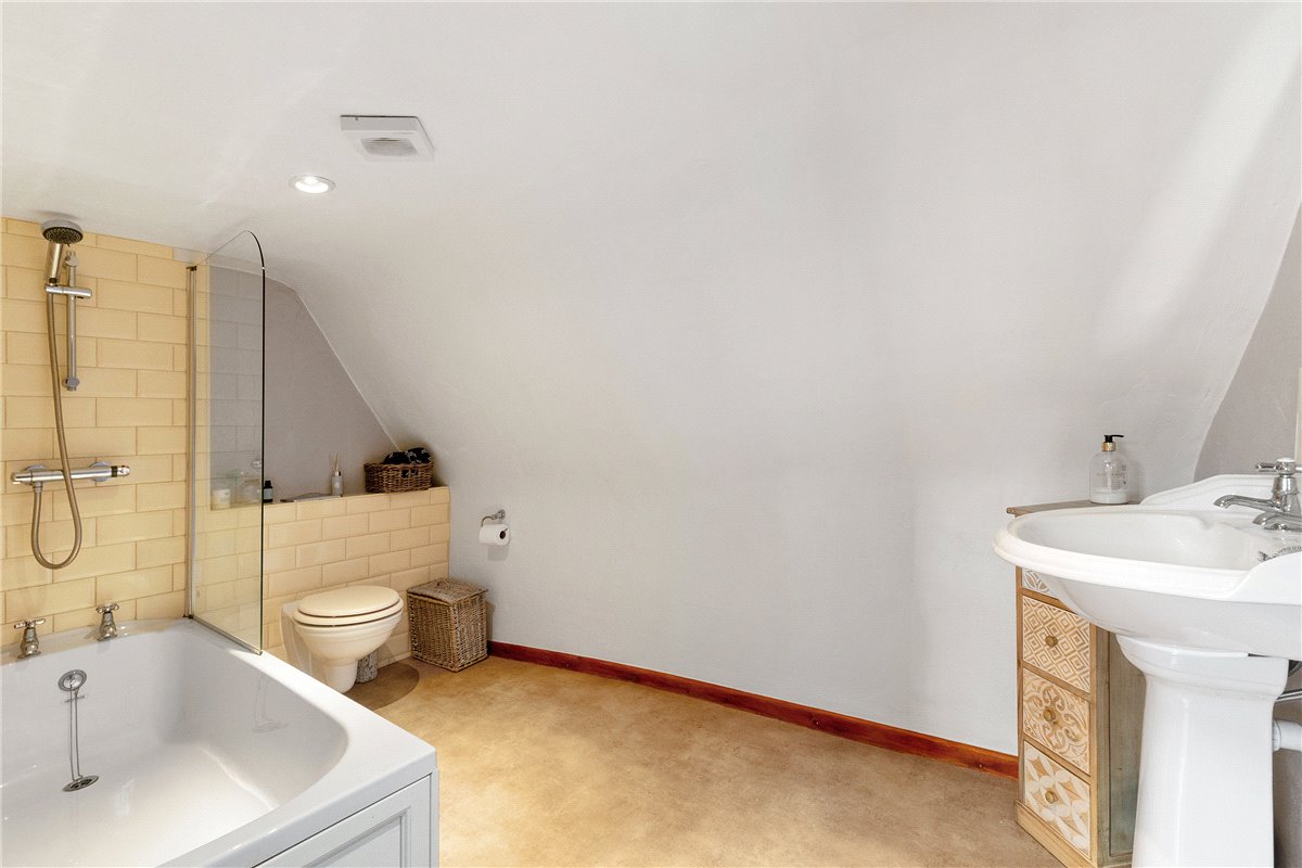 3 bedroom House, West Street, Over, CB24 - Sold, Image 5