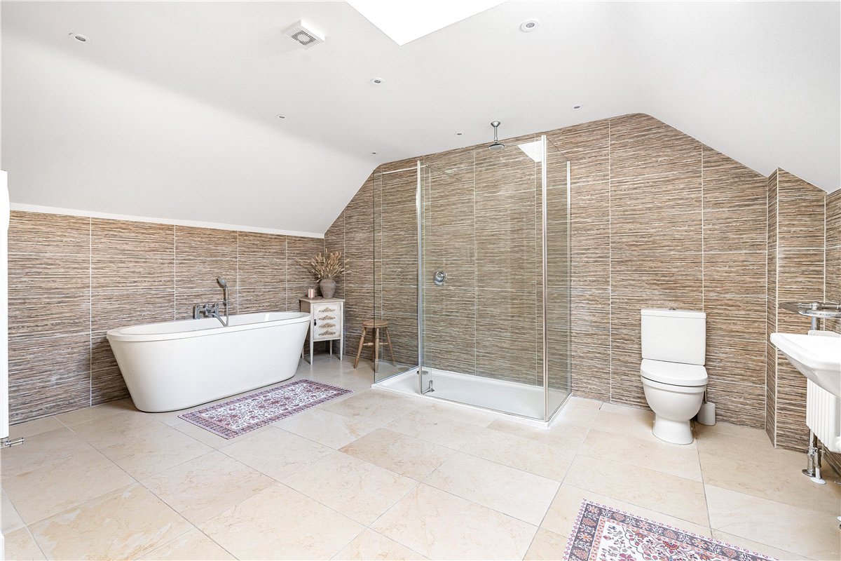 5 bedroom Barn Conversion, Pearce Courtyard, Oakley, HP18 - Available, Image 25