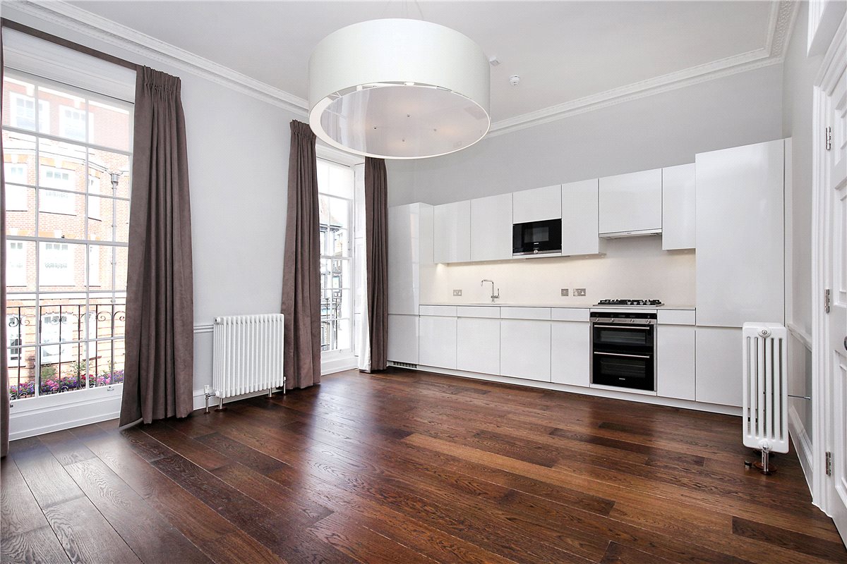 1 bedroom Flat, Manchester Street, Marylebone, W1U - Available