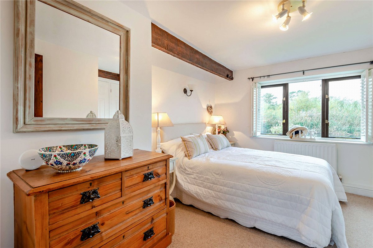 3 bedroom House, Crookham Hill, Thatcham, RG19 - Available, Image 20