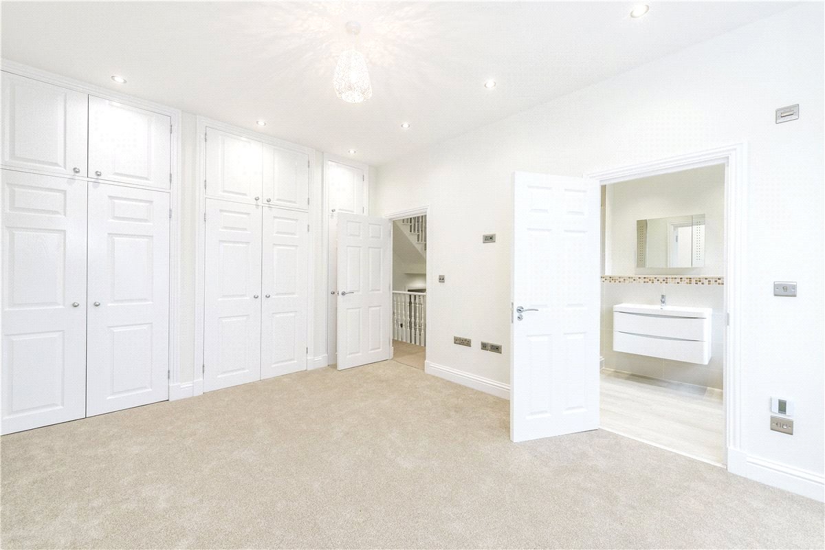 5 bedroom House, Elms Road, London, SW4 - , Image 12